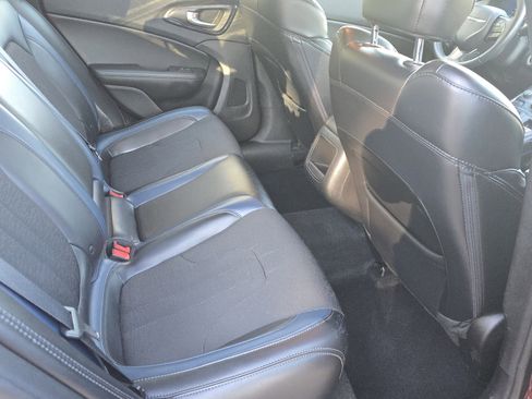 Used 2016 Chrysler 200 S image 14