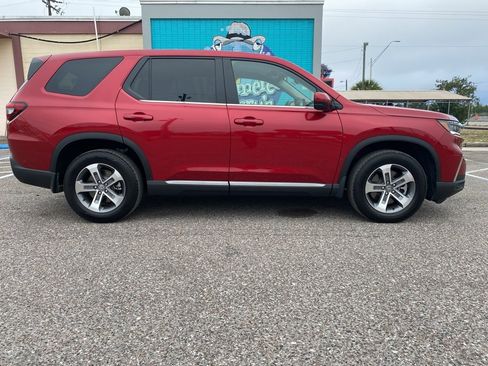 Used 2023 Honda Pilot EX-L image 2