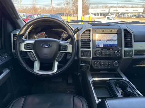 Used 2021 Ford F250 Lariat image 29