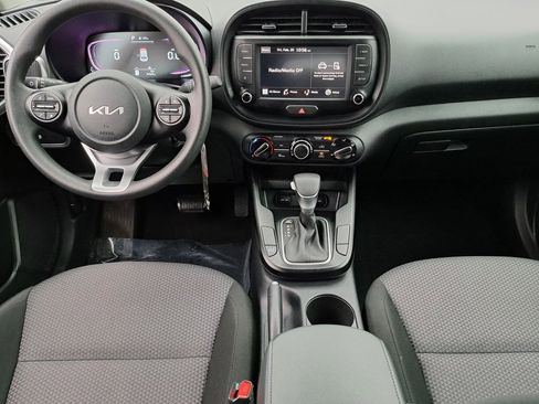 Used 2024 Kia Soul LX w/ Option Group 015 image 24
