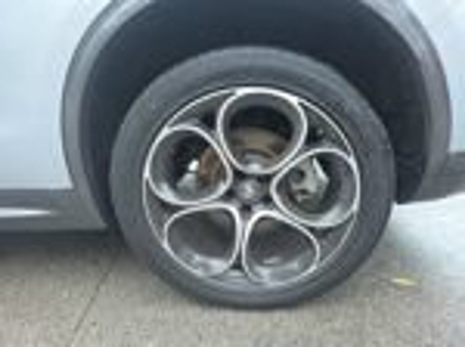 Used 2024 Alfa Romeo Stelvio Ti AWD/4WD image 20