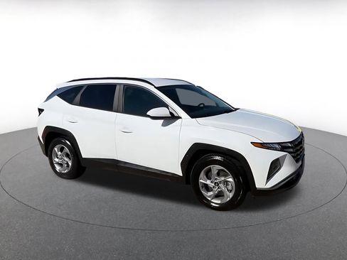 Used 2024 Hyundai Tucson SEL image 2