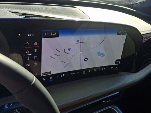 Used 2025 Audi Q5 Premium Plus image 15