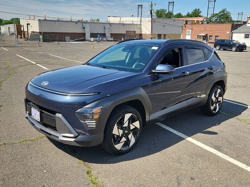 Used 2024 Hyundai Kona Limited AWD/4WD image 3