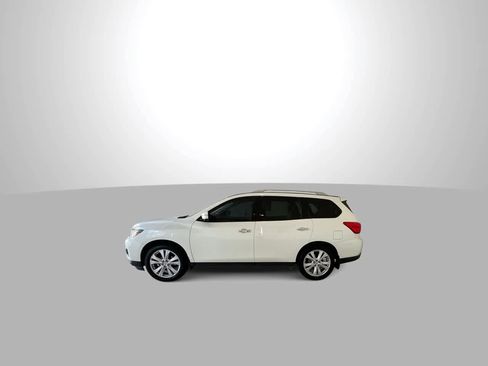 Used 2019 Nissan Pathfinder SL w/ SL Premium Package AWD/4WD image 5