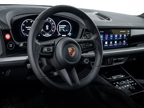 Certified 2026 Porsche Cayenne AWD/4WD image 13