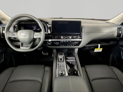 New 2026 Nissan Pathfinder SL AWD/4WD image 10