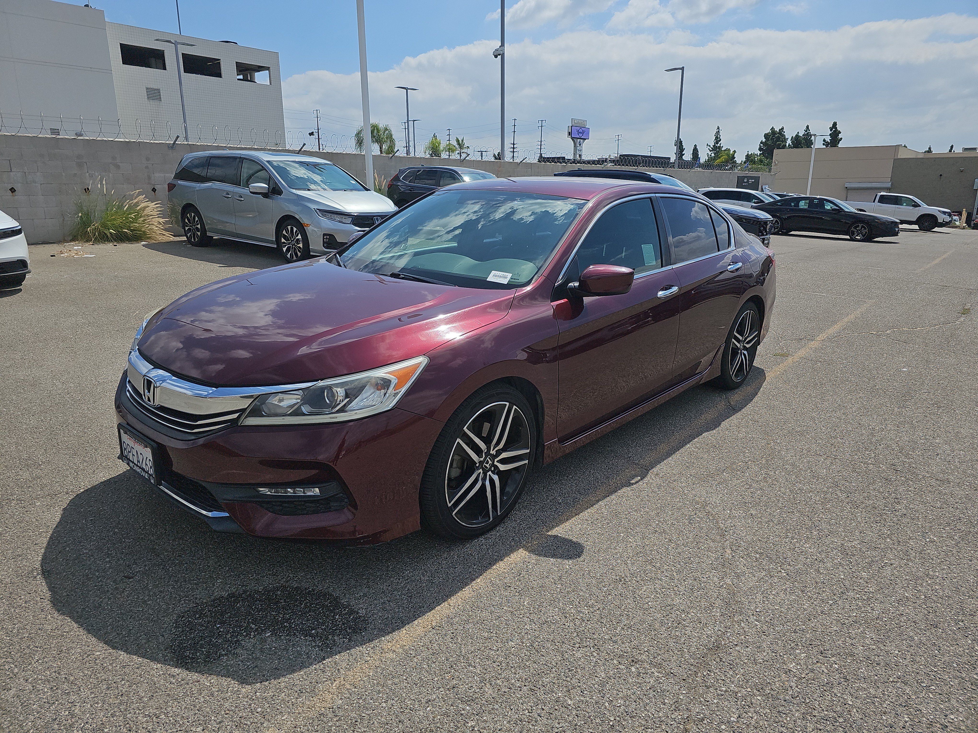 Used 2017 Honda Accord Sport Special Edition image 8