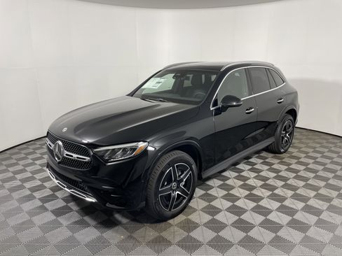 New 2026 Mercedes-Benz GLC 300 4MATIC image 9