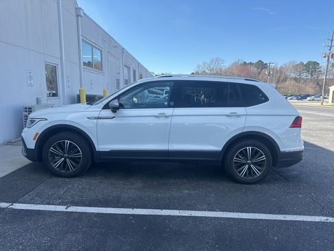 Used 2024 Volkswagen Tiguan Wolfsburg Edition image 2