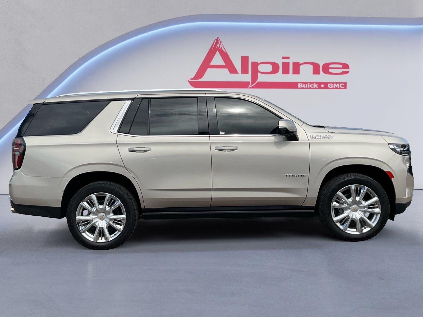 Used 2021 Chevrolet Tahoe High Country w/ Premium Package AWD/4WD image 6