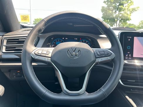 New 2026 Volkswagen Atlas Cross Sport SE AWD/4WD image 12