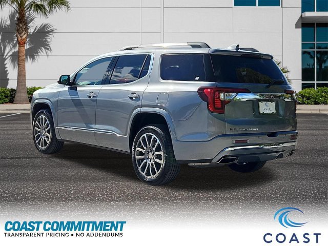 Certified 2023 GMC Acadia Denali w/ Denali Ultimate Package FWD image 8