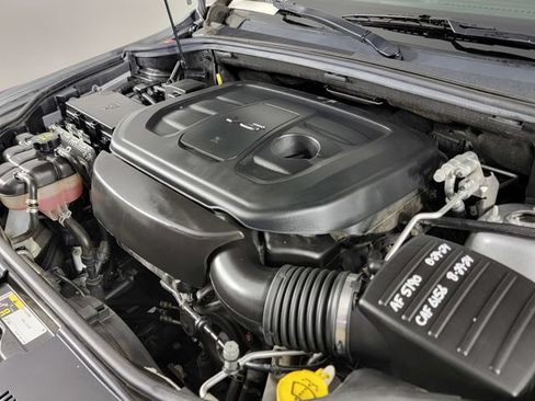 Used 2020 Jeep Grand Cherokee Altitude AWD/4WD image 34