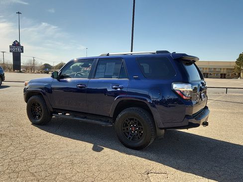 Used 2023 Toyota 4Runner SR5 Premium w/ Moonroof Package image 4