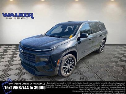 Used 2025 Chevrolet Traverse LT w/ Midnight/Sport Edition