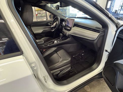 Used 2024 Jeep Compass Limited AWD/4WD image 16