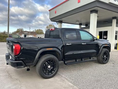 Used 2024 GMC Canyon Denali w/ LPO, Denali Black Edition image 12