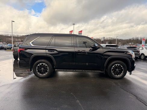 Used 2023 Toyota Sequoia SR5 w/ SR5 Premium Package image 3