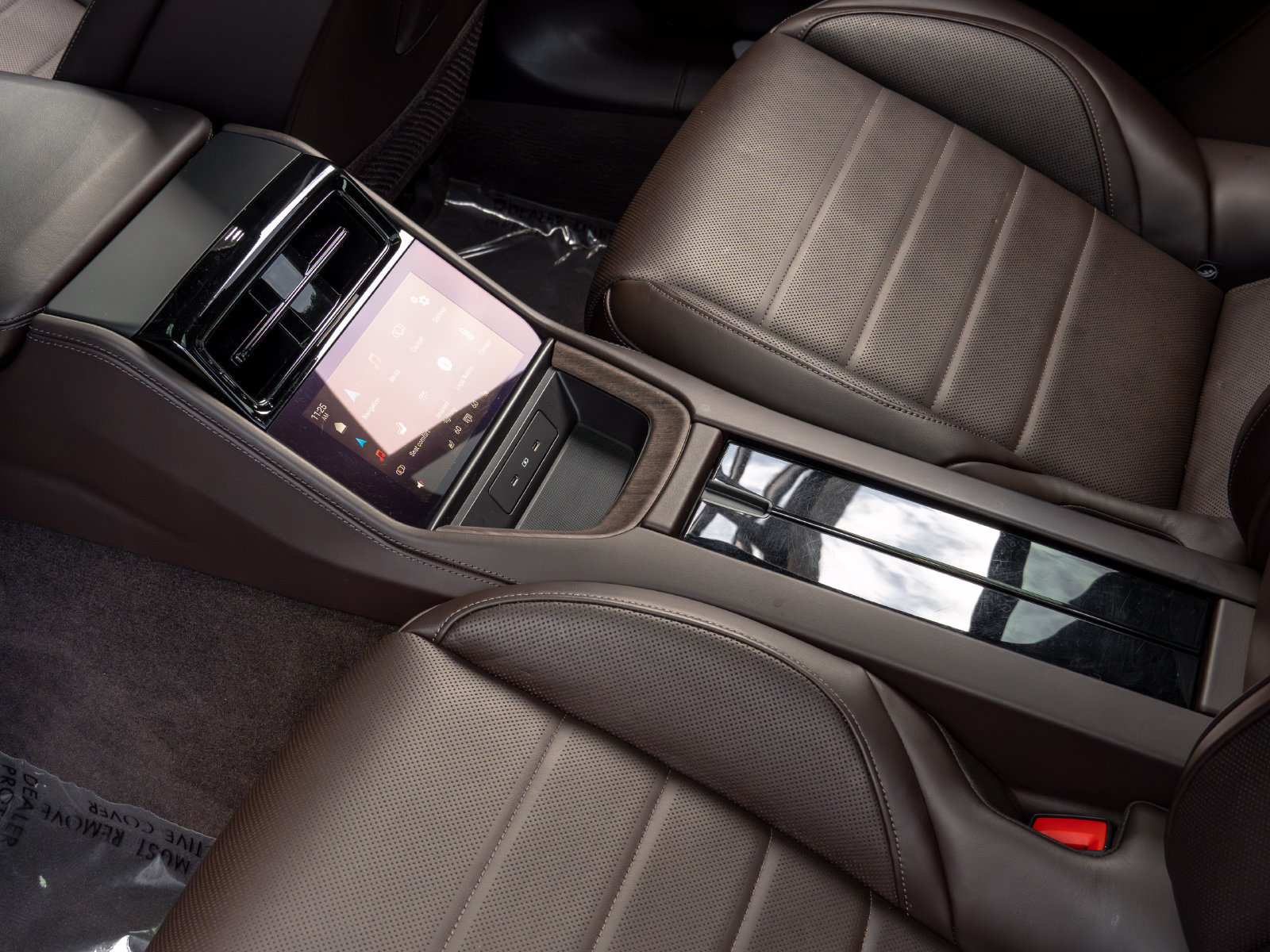 Certified 2024 Porsche Panamera image 44
