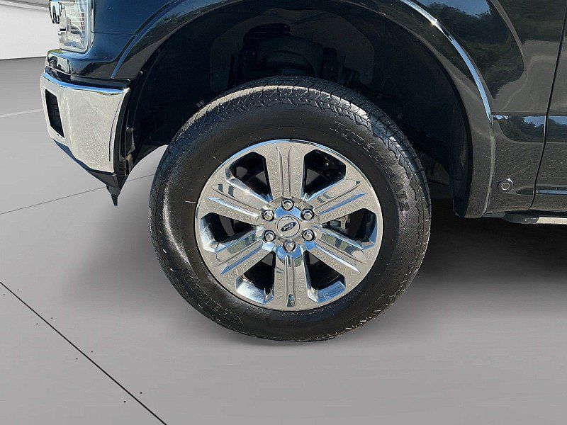 Used 2018 Ford F150 Lariat w/ Equipment Group 502A Luxury AWD/4WD image 15