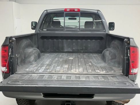 Used 2003 Dodge Ram 2500 Truck SLT image 30