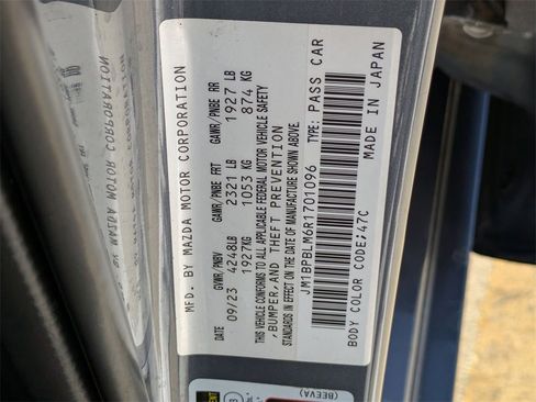 Used 2024 MAZDA MAZDA3 s image 32