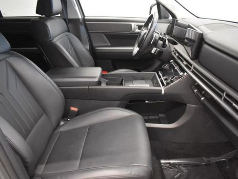 Used 2025 Hyundai Santa Fe SEL AWD/4WD image 19