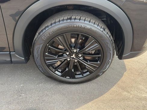 Used 2019 Mitsubishi Eclipse Cross AWD image 18