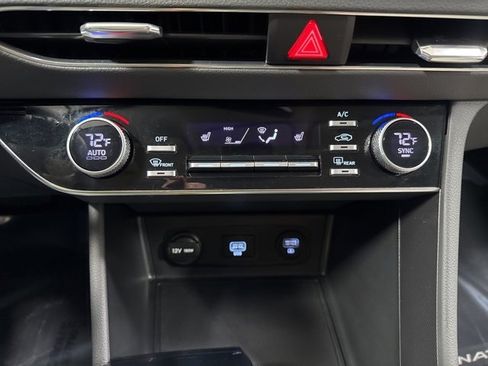 Used 2023 Hyundai Sonata SEL w/ Preferred Accessory Package image 18