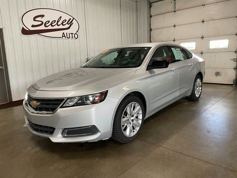 Used 2017 Chevrolet Impala LS FWD image 2
