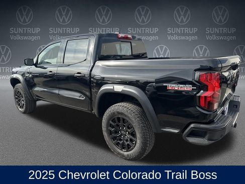 Used 2025 Chevrolet Colorado Trail Boss image 3