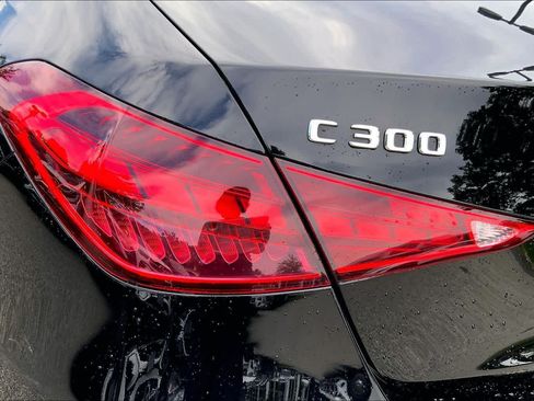 Used 2022 Mercedes-Benz C 300 4MATIC Sedan image 28