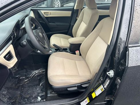 Used 2015 Toyota Corolla LE FWD image 16