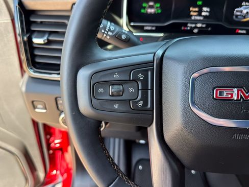 Used 2025 GMC Sierra 2500 AT4 w/ AT4 Premium Plus Package AWD/4WD image 18