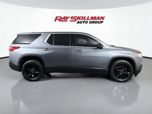 Used 2020 Chevrolet Traverse LS w/ LPO, Blackout Package FWD image 8