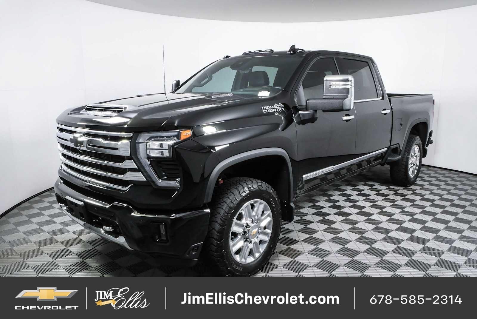 Certified 2024 Chevrolet Silverado 2500 High Country w/ Technology Package AWD/4WD image 27