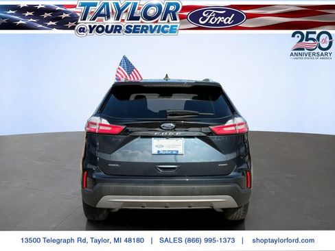 Certified 2023 Ford Edge SEL w/ Convenience Package AWD/4WD image 4