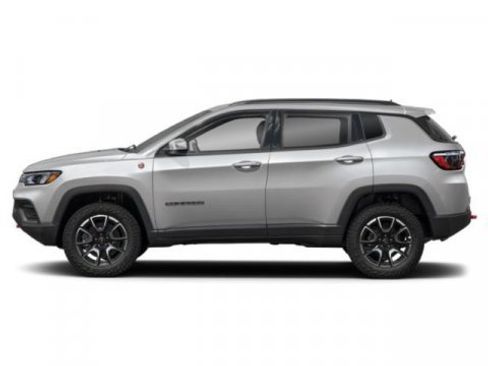 Used 2025 Jeep Compass Trailhawk AWD/4WD image 6