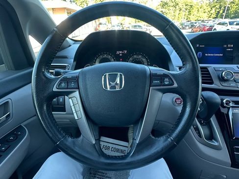 Used 2014 Honda Odyssey EX-L image 17