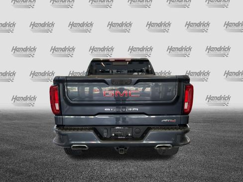 Used 2022 GMC Sierra 1500 AT4 w/ AT4 Preferred Package AWD/4WD image 9