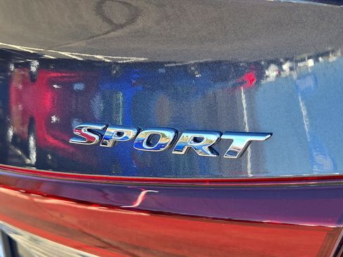 Certified 2025 Honda Civic Sport image 31