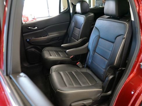 Used 2022 GMC Acadia Denali AWD/4WD image 49