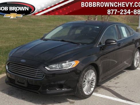 Used 2016 Ford Fusion SE w/ Equipment Group 202A image 1