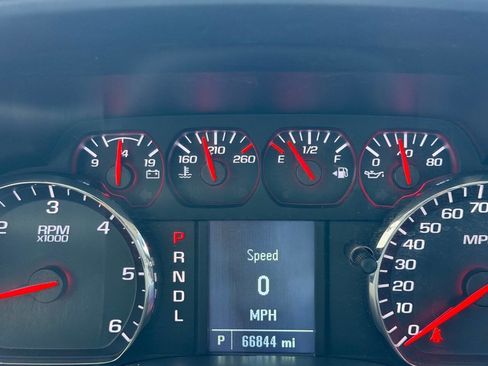 Used 2018 Chevrolet Silverado 1500 W/T image 10