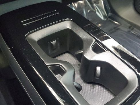 Used 2021 Volkswagen ID.4 1st Edition image 29