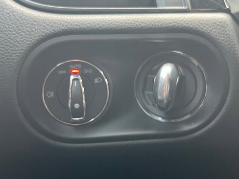 Used 2019 Porsche Macan image 24