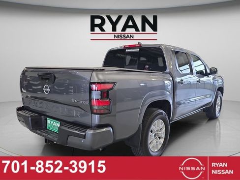 Certified 2023 Nissan Frontier SV w/ SV Convenience Package AWD/4WD image 17