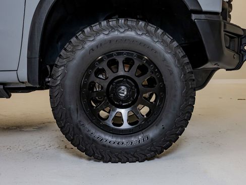 Used 2024 Chevrolet Silverado 1500 ZR2 w/ ZR2 Bison Edition AWD/4WD image 11