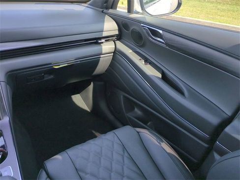 New 2026 Genesis GV80 3.5T e-SC image 15